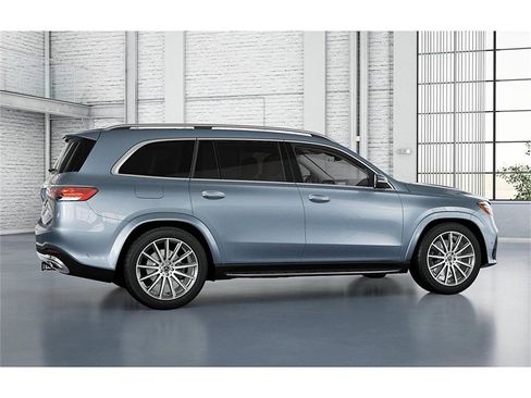 New 2026 Mercedes-Benz GLS 450 4MATIC image 18