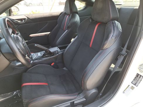 Used 2023 Subaru BRZ Limited RWD image 14