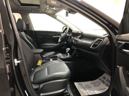 New 2025 Kia Seltos EX w/ EX Sunroof Package image 13