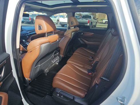 Used 2022 Acura MDX SH-AWD w/ Technology Package image 27