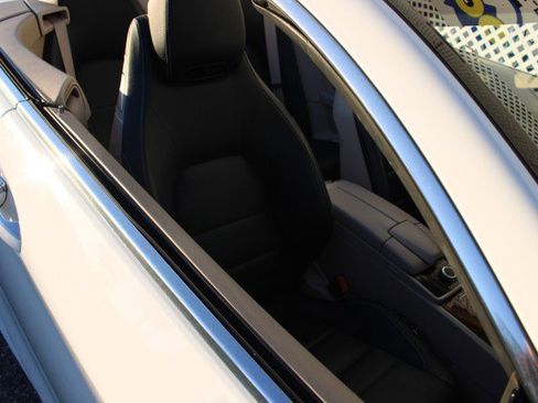 Used 2016 Mercedes-Benz E 400 Cabriolet w/ Premium 2 Package image 31