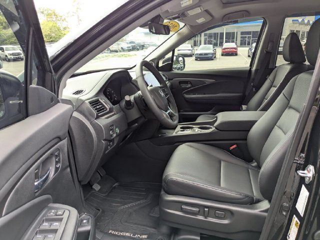 Certified 2025 Honda Ridgeline RTL image 31