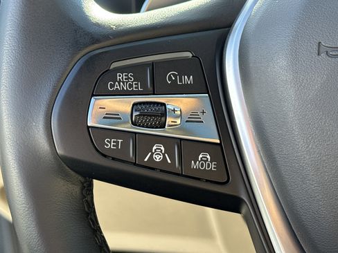 Used 2023 BMW 330e w/ Premium Package image 30