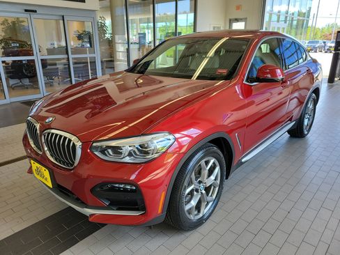 Used 2021 BMW X4 xDrive30i w/ Executive Package AWD/4WD image 1