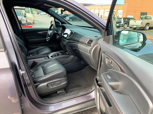 Used 2022 Honda Pilot TrailSport image 19