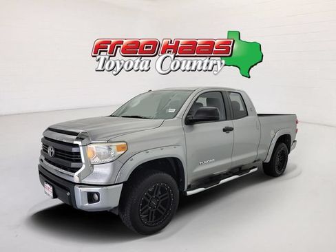 Used 2014 Toyota Tundra SR5 w/ SR5 Upgrade Package RWD image 1