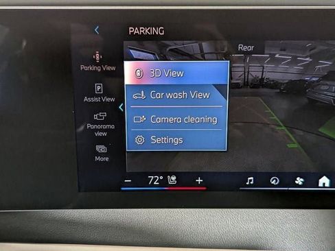 Used 2026 BMW iX xDrive60 w/ Premium Package image 21