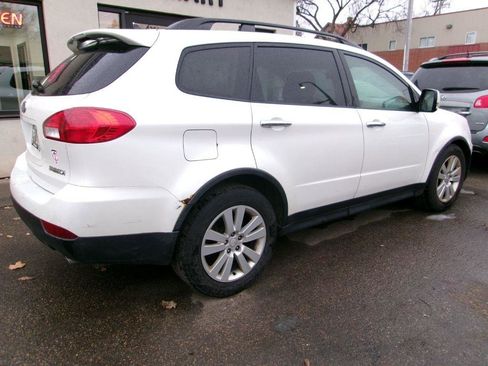 Used 2011 Subaru Tribeca Limited w/ PWR Moonroof Pkg image 4