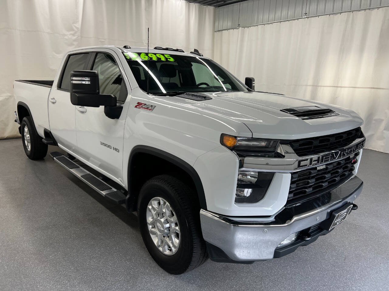 Used 2020 Chevrolet Silverado 3500 LT w/ All Star Edition AWD/4WD image 3
