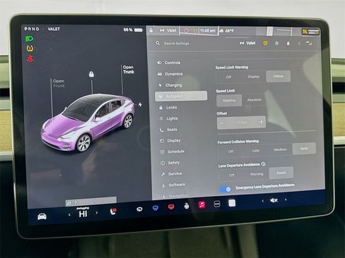 Used 2021 Tesla Model Y Long Range image 16