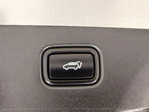 Used 2025 Kia Niro Wind w/ Wind Preserve Package FWD image 5