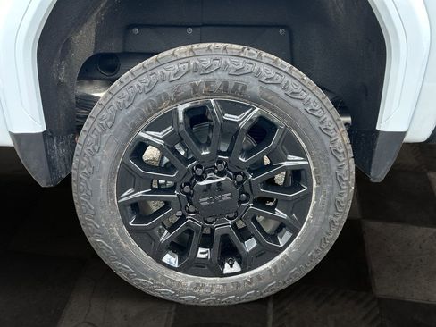 New 2026 GMC Sierra 2500 Denali Ultimate w/ LPO, Black Badging Package AWD/4WD image 12