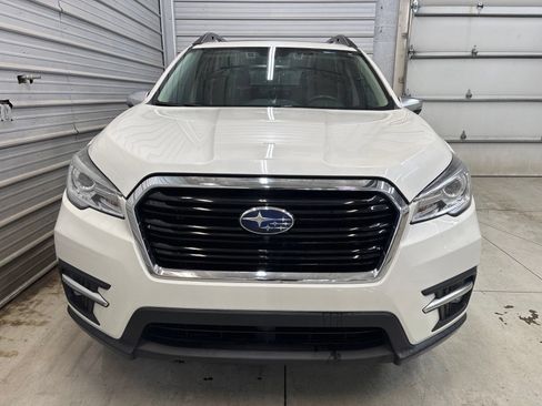 Used 2019 Subaru Ascent Touring w/ Popular Package #3 AWD/4WD image 2
