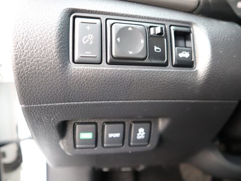 Used 2017 Nissan Sentra SV image 35