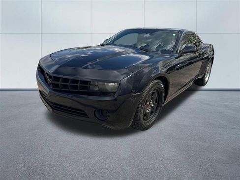 Used 2013 Chevrolet Camaro LS RWD image 2