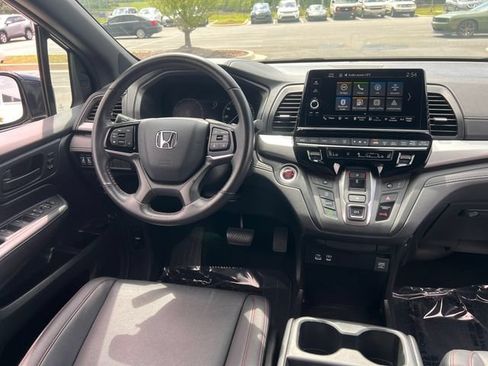 Used 2025 Honda Odyssey Sport-L image 15