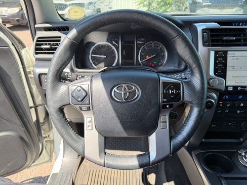 Used 2023 Toyota 4Runner Limited AWD/4WD image 9