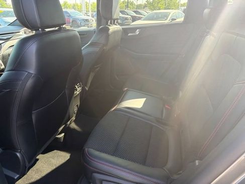 Used 2025 Ford Escape ST-Line FWD image 29