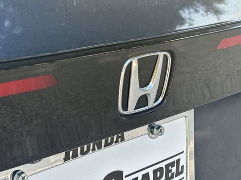 Used 2024 Honda Accord EX-L image 10