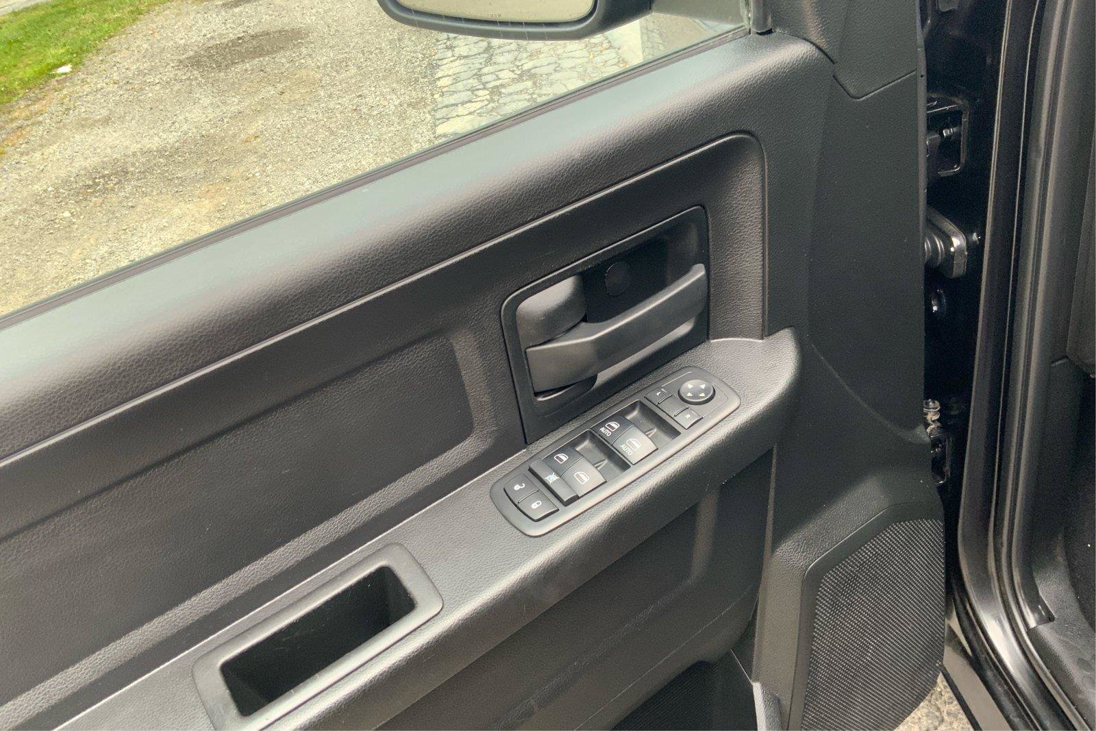 Used 2019 RAM 1500 Express w/ Wheel & Sound Group AWD/4WD image 21