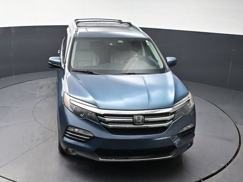 Used 2017 Honda Pilot Touring image 25