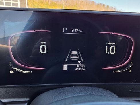 Used 2023 Kia Sportage EX image 18