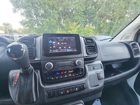 Used 2025 RAM ProMaster 2500 w/ U-Haul Equipment Group FWD image 14