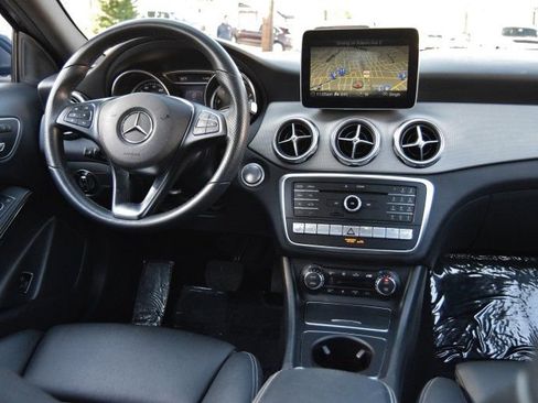 Used 2020 Mercedes-Benz GLA 250 4MATIC image 20