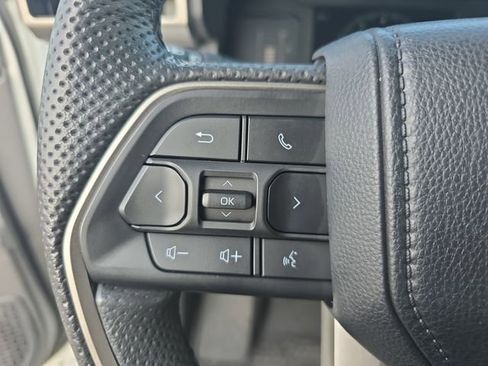 Used 2024 Toyota Tacoma SR5 image 15