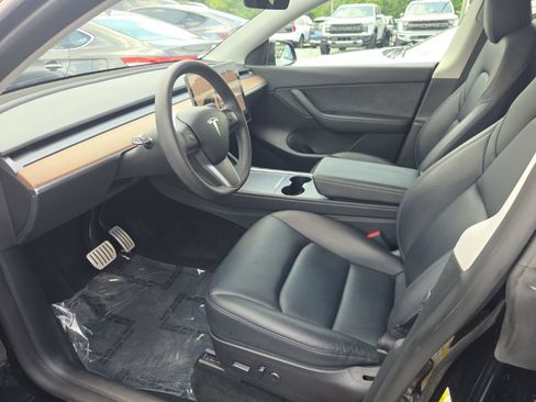 Used 2022 Tesla Model Y Performance AWD/4WD image 3