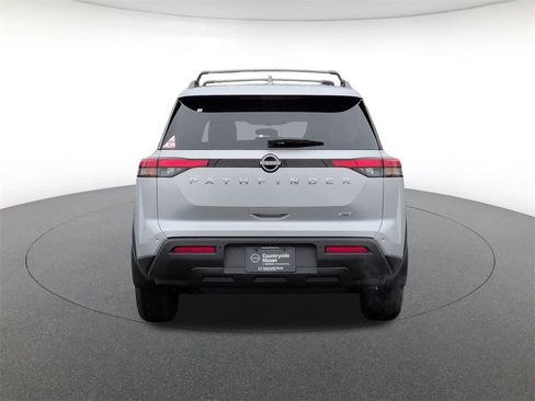 New 2025 Nissan Pathfinder SV image 6