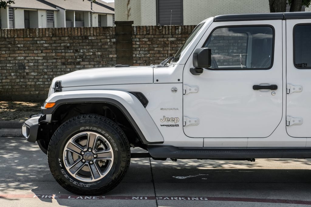 Used 2020 Jeep Wrangler Unlimited Sahara AWD/4WD image 22