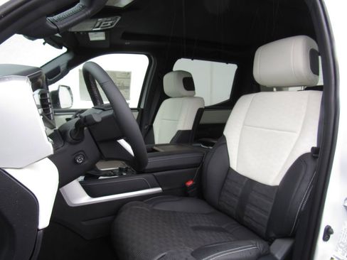 New 2025 Toyota Tundra Capstone image 17