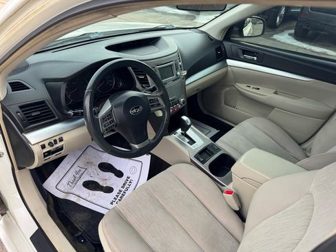 Used 2014 Subaru Legacy 2.5i Premium image 15