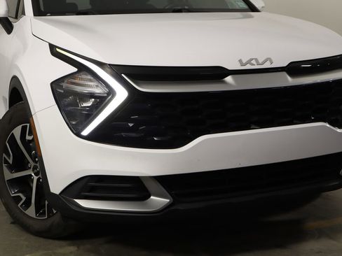 Used 2023 Kia Sportage EX FWD image 48