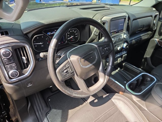 Certified 2022 GMC Sierra 2500 Denali w/ Denali Black Diamond Edition AWD/4WD image 11