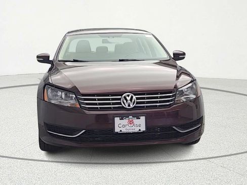 Used 2014 Volkswagen Passat TDI SE FWD image 2