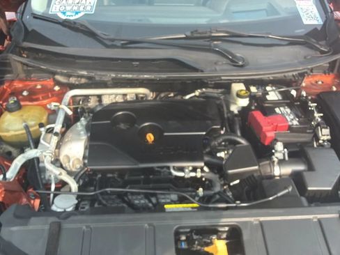 Used 2021 Nissan Rogue Platinum FWD image 40