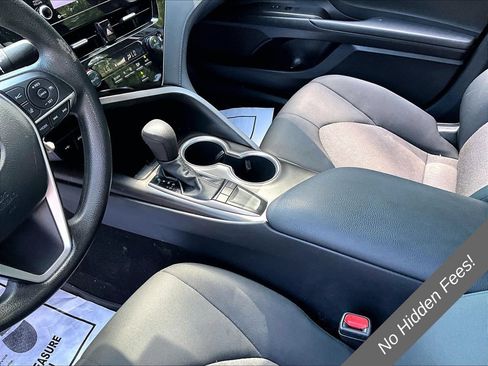 Used 2023 Toyota Camry LE FWD image 13