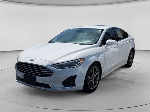 Used 2019 Ford Fusion SEL FWD image 1
