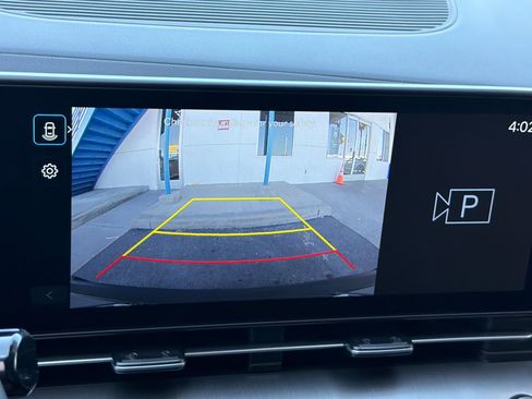 Used 2025 Hyundai Kona SEL FWD image 20