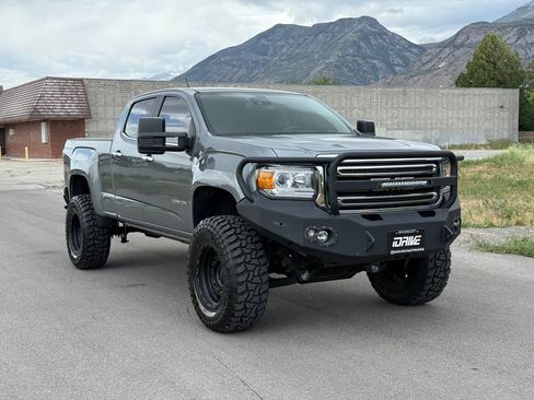 Used 2020 GMC Canyon SLT w/ Driver Alert Package AWD/4WD image 1
