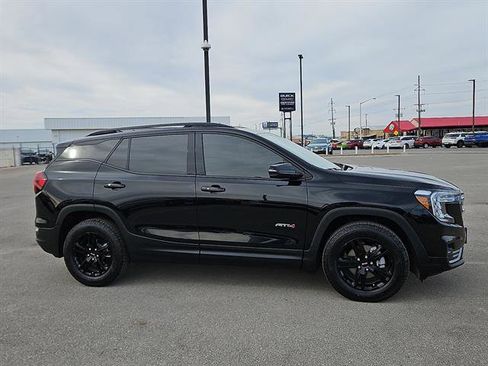 Used 2022 GMC Terrain AT4 w/ Infotainment Package II image 6