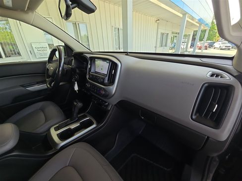 Used 2017 Chevrolet Colorado LT w/ Luxury Package, Chrome AWD/4WD image 27