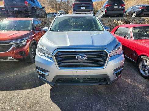 Used 2022 Subaru Ascent Limited w/ Technology Package image 10