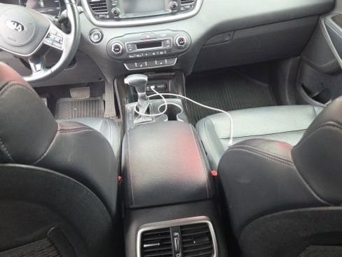 Used 2020 Kia Sorento EX AWD/4WD image 13