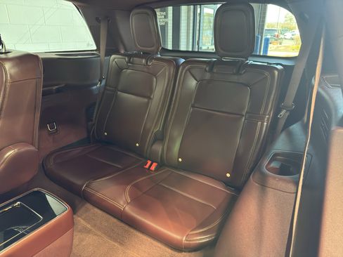 Used 2020 Lincoln Aviator Black Label w/ Dynamic Handling Package image 12