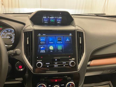 Used 2023 Subaru Forester Touring image 10