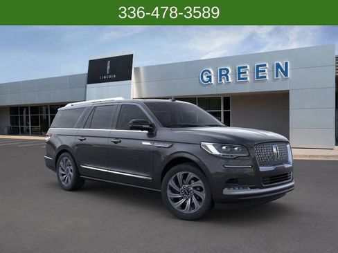 New 2024 Lincoln Navigator L Reserve image 7