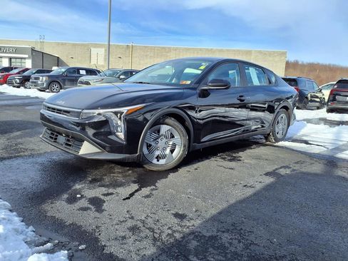 Used 2025 Kia K4 LX image 3